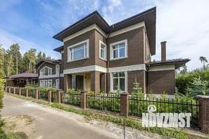 Дом 650м², 3-этажный, участок 40 сот.  