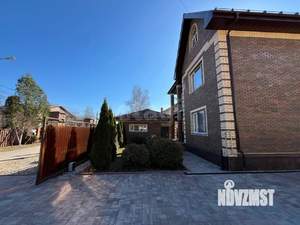 Дом 181м², 2-этажный, участок 7 сот.  