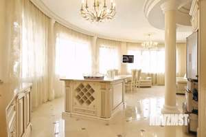 Дом 426м², 3-этажный, участок 15 сот.  