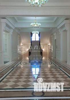 Коттедж 1670м², 4-этажный, участок 40 сот.  