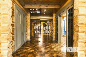 Дом 810м², 2-этажный, участок 90 сот.  