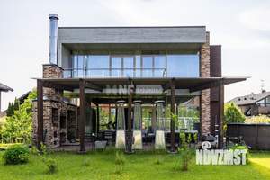 Дом 445м², 2-этажный, участок 15 сот.  