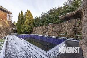 Дом 600м&sup2;, 2-этажный, участок 15 сот.  