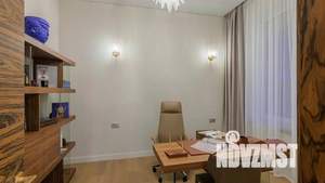 Коттедж 250м², 2-этажный, участок 10 сот.  