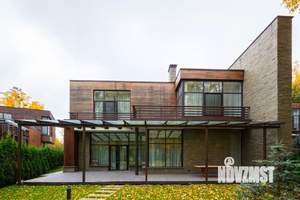 Дом 450м², 2-этажный, участок 7 сот.  