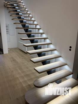 Коттедж 240м², 2-этажный, участок 7 сот.  