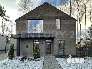 Коттедж 146м&sup2;, 2-этажный, участок 5 сот.  