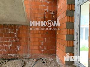 Дом 308м², 2-этажный, участок 6 сот.  
