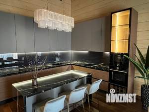 Коттедж 250м², 1-этажный, участок 15 сот.  