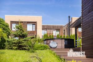 Дом 445м², 2-этажный, участок 15 сот.  