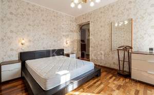 Дом 350м², 3-этажный, участок 0 сот.  