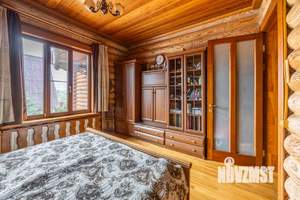 Коттедж 285м², 4-этажный, участок 6 сот.  