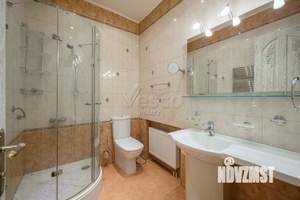 Коттедж 1200м², 3-этажный, участок 93 сот.  