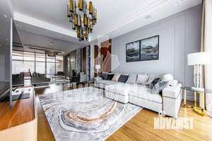 Коттедж 1015м&sup2;, 2-этажный, участок 20 сот.  