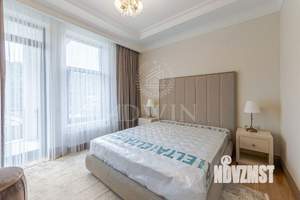 Дом 400м², 2-этажный, участок 12 сот.  