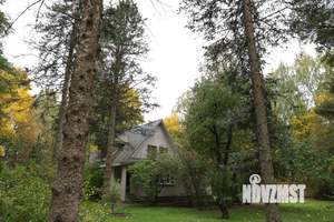 Коттедж 160м², 2-этажный, участок 20 сот.  