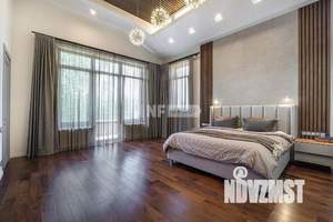 Дом 590м², 2-этажный, участок 15 сот.  