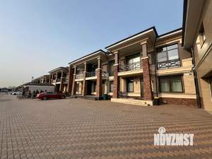 Таунхаус 440м², 3-этажный, участок 5 сот.  