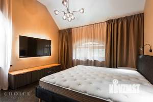 Таунхаус 400м², 4-этажный, участок 8 сот.  