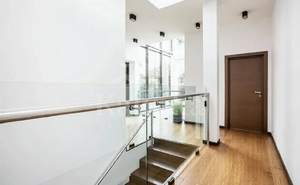 Дом 360м², 2-этажный, участок 0 сот.  