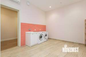 Дом 450м², 2-этажный, участок 7 сот.  