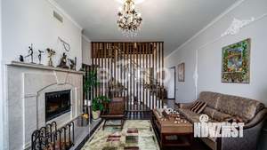 Дом 750м², 3-этажный, участок 21 сот.  