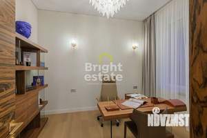 Дом 250м², 2-этажный, участок 10 сот.  