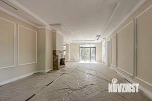Дом 1550м², 4-этажный, участок 16 сот.  