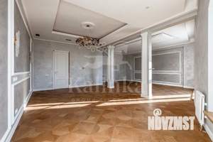 Дом 700м², 2-этажный, участок 20 сот.  