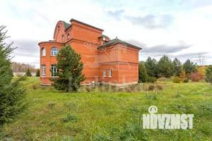 Дом 2700м², 3-этажный, участок 66 сот.  
