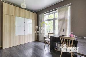 Дом 270м², 2-этажный, участок 12 сот.  