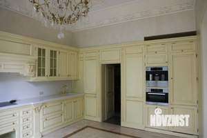 Коттедж 1100м², 3-этажный, участок 22 сот.  