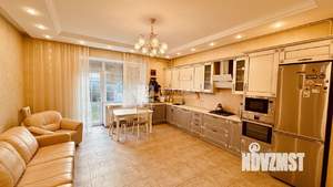 Таунхаус 144м², 3-этажный, участок 1 сот.  