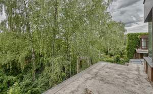 Дом 700м², 3-этажный, участок 6 сот.  