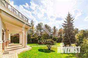 Дом 760м², 3-этажный, участок 30 сот.  