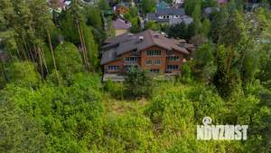 Дом 1237м², 3-этажный, участок 31 сот.  