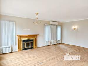 Дом 370м², 2-этажный, участок 12 сот.  