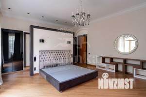 Дом 320м², 2-этажный, участок 8 сот.  