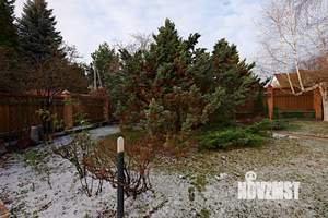 Коттедж 425м², 3-этажный, участок 15 сот.  