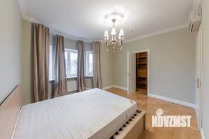 Таунхаус 260м², 4-этажный, участок 2 сот.  
