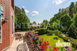 Коттедж 761м², 2-этажный, участок 60 сот.  