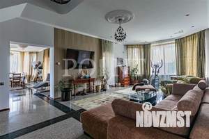 Коттедж 740м², 2-этажный, участок 21 сот.  