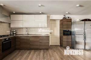 Коттедж 450м², 2-этажный, участок 35 сот.  
