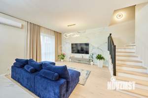 Таунхаус 186м², 2-этажный, участок 3 сот.  