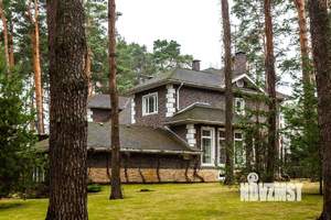 Дом 750м², 2-этажный, участок 50 сот.  