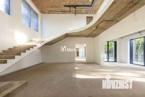 Коттедж 1700м², 2-этажный, участок 49 сот.  