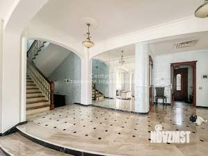 Дом 397м², 3-этажный, участок 16 сот.  