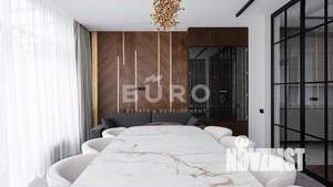 Дом 900м&sup2;, 2-этажный, участок 7 сот.  