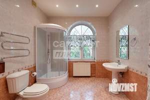 Коттедж 370м², 2-этажный, участок 12 сот.  