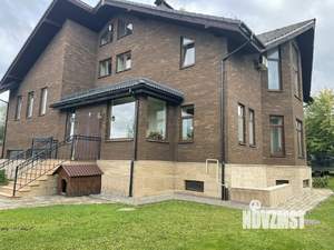 Коттедж 457м&sup2;, 3-этажный, участок 14 сот.  